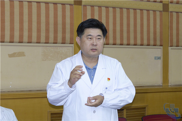 10陳航向全院青年提出寄語.jpg