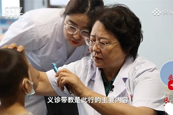 CCTV衛(wèi)生健康｜風(fēng)云大醫(yī)生：王學(xué)艷：從赤腳醫(yī)生到“國家隊(duì)”（下）