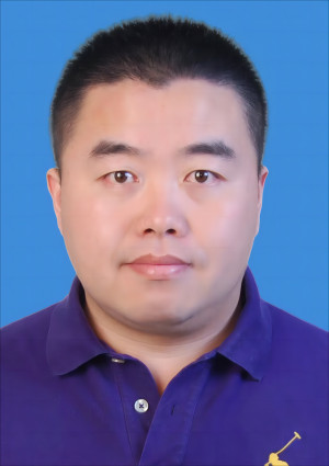 王磊