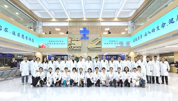 北京世紀(jì)壇醫(yī)院門(mén)診大廳裝修改造工程竣工投入使用